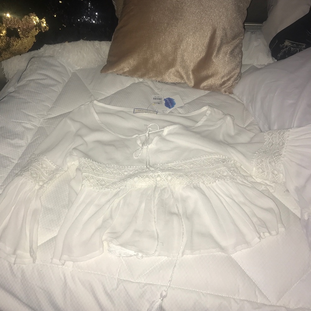 White cute blouse